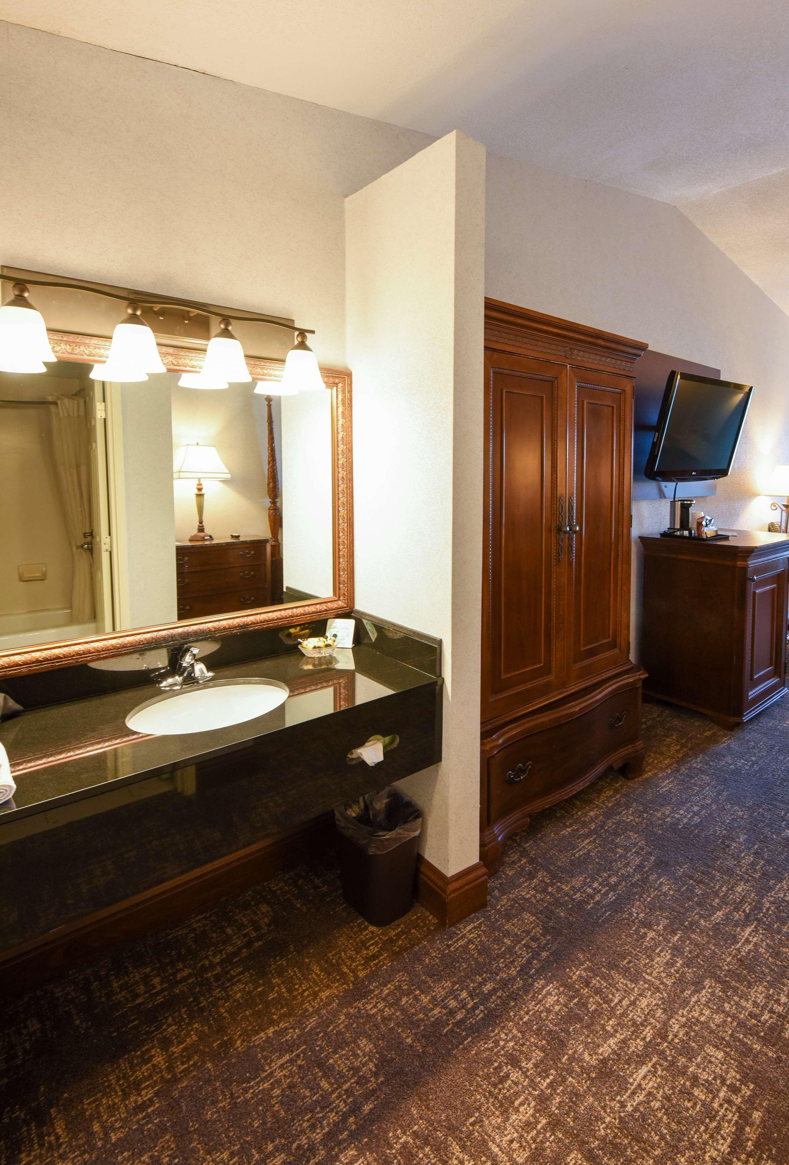 Best Western Plus Dockside Waterfront Inn Mackinaw City Exterior foto