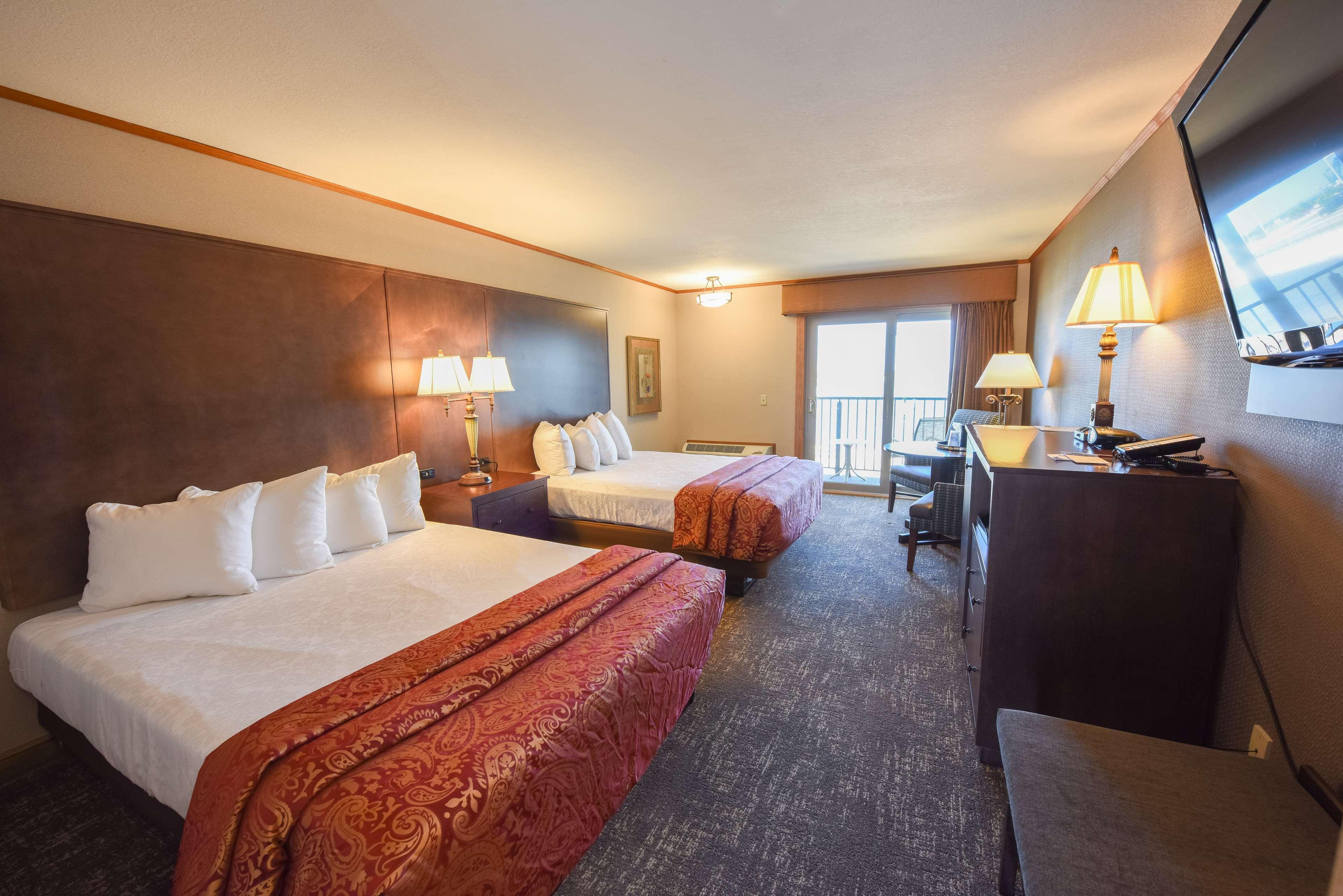 Best Western Plus Dockside Waterfront Inn Mackinaw City Exterior foto