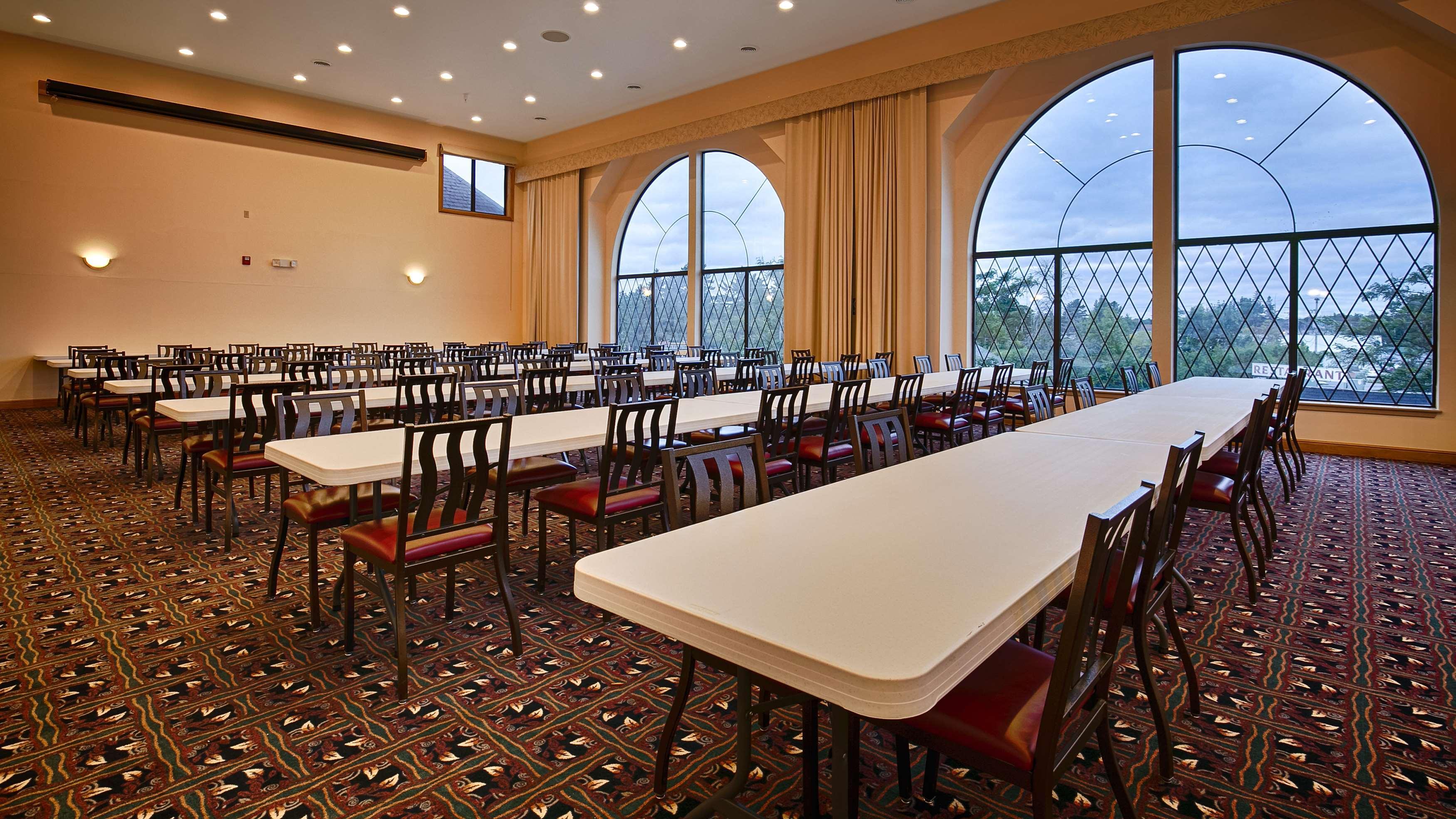 Best Western Plus Dockside Waterfront Inn Mackinaw City Exterior foto