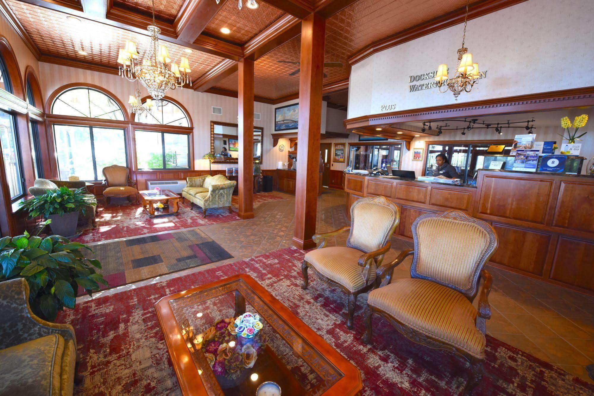 Best Western Plus Dockside Waterfront Inn Mackinaw City Exterior foto